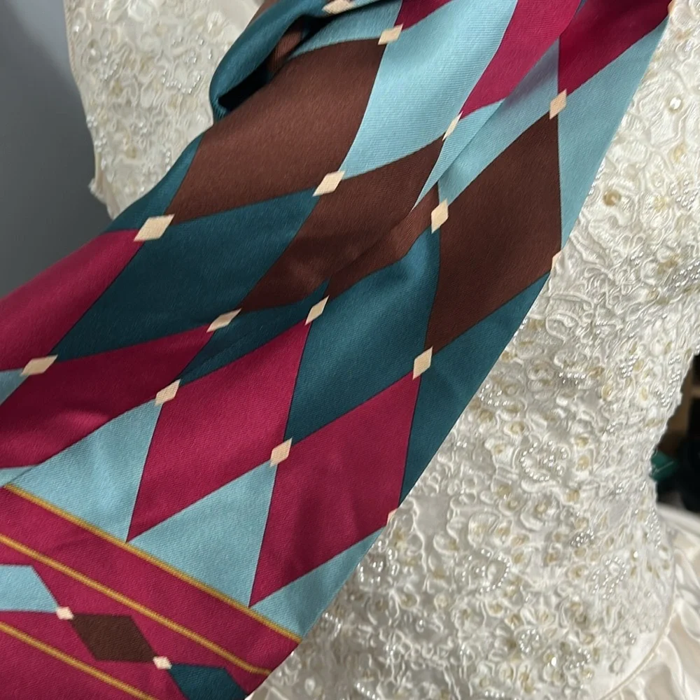 Colorful Geometric Patterned Fabric vintage satin men’s scarf
